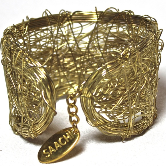 *Host Pick!*. NWOT—SAACHI Gold Statement Bracelet - Picture 3 of 5